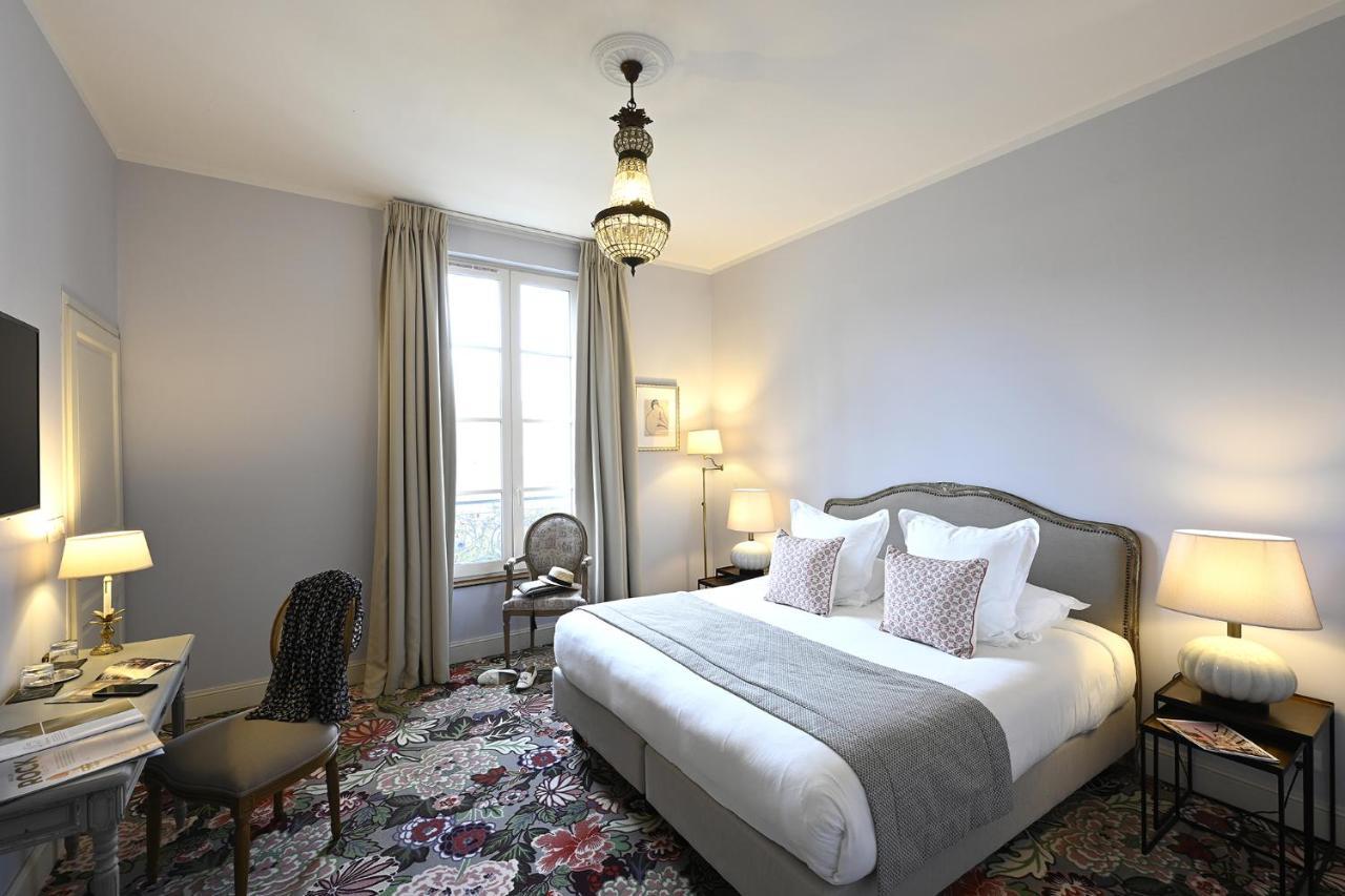 Grand Hotel Henri - Teritoria LʼIsle-sur-la-Sorgue Buitenkant foto