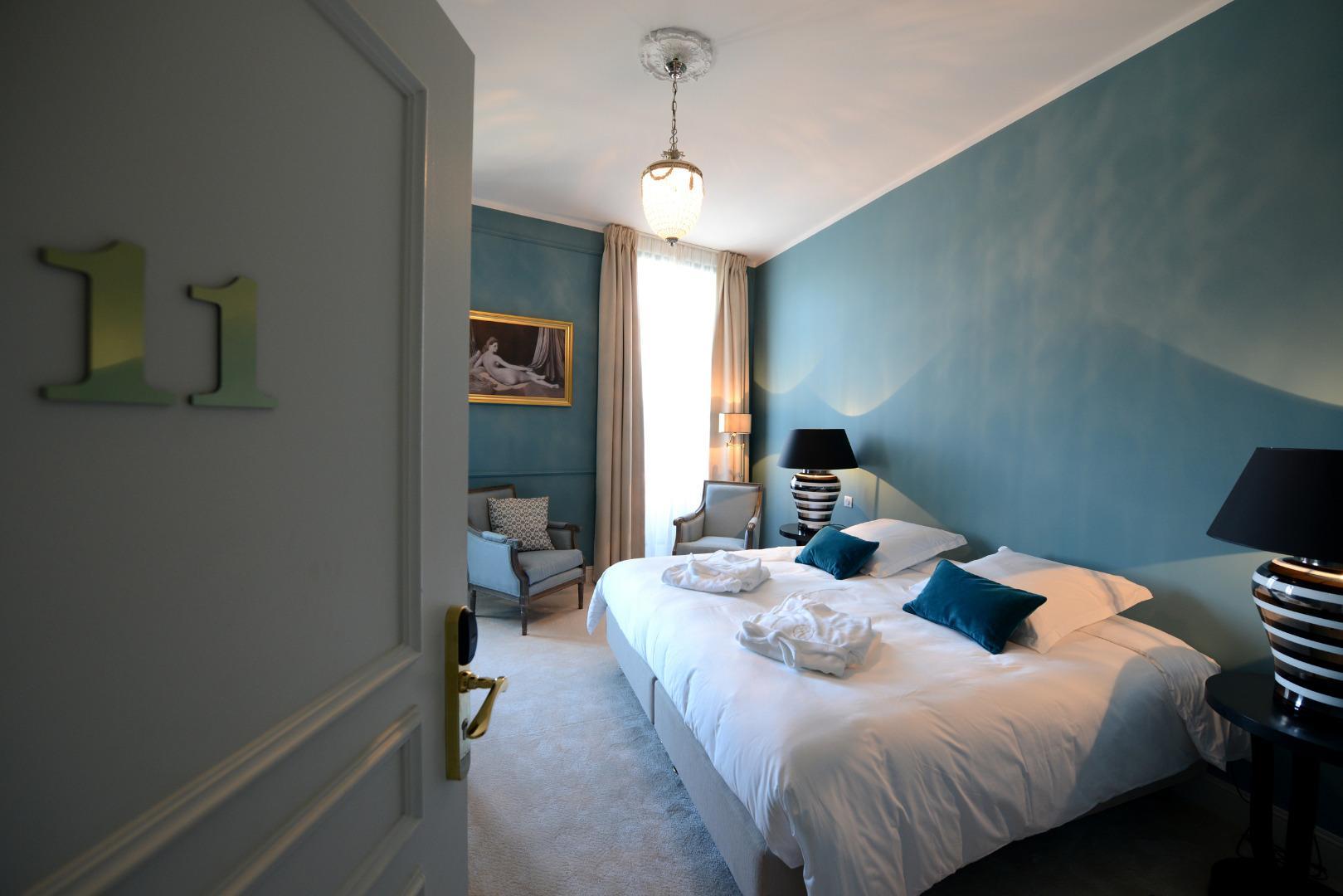 Grand Hotel Henri - Teritoria LʼIsle-sur-la-Sorgue Buitenkant foto