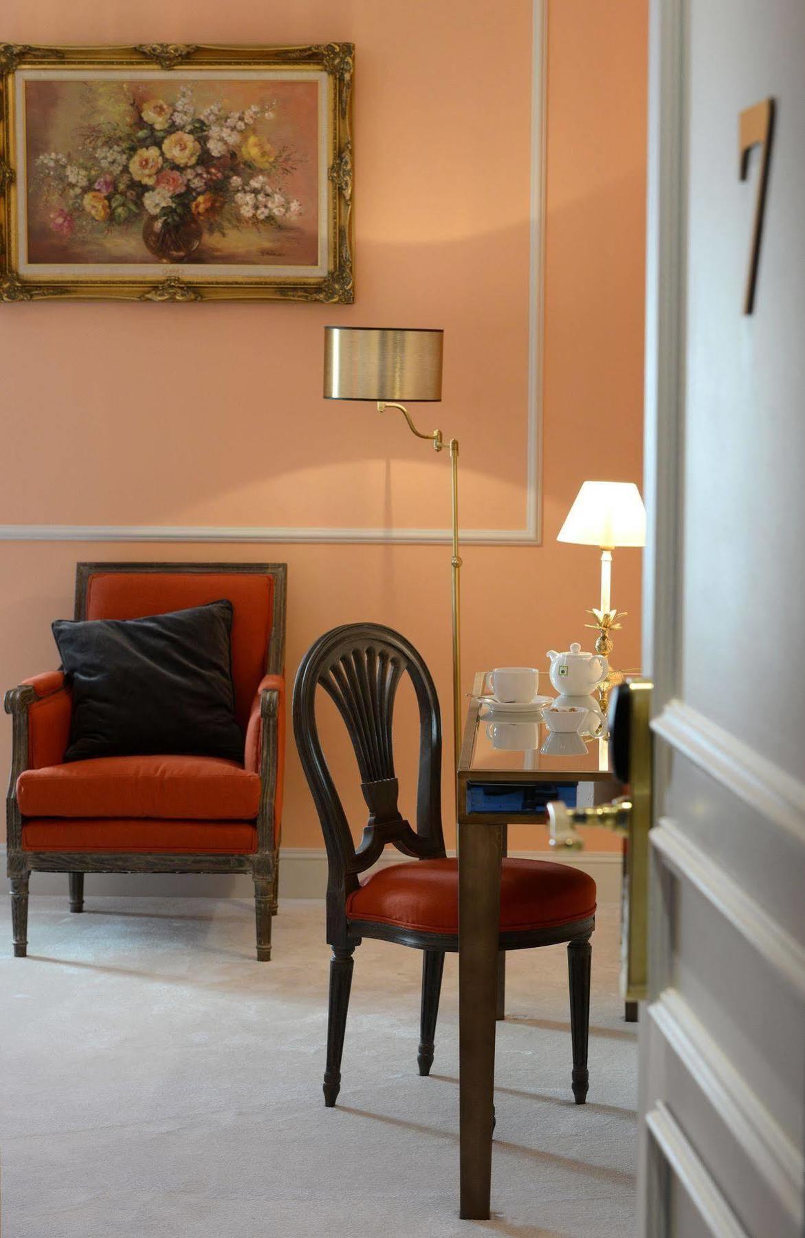 Grand Hotel Henri - Teritoria LʼIsle-sur-la-Sorgue Buitenkant foto